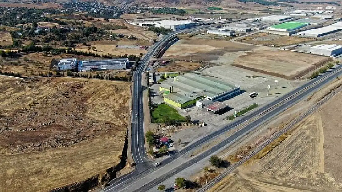 'Türkoğlu´nun 4 şeritli yeni bulvarı tamamlandı'