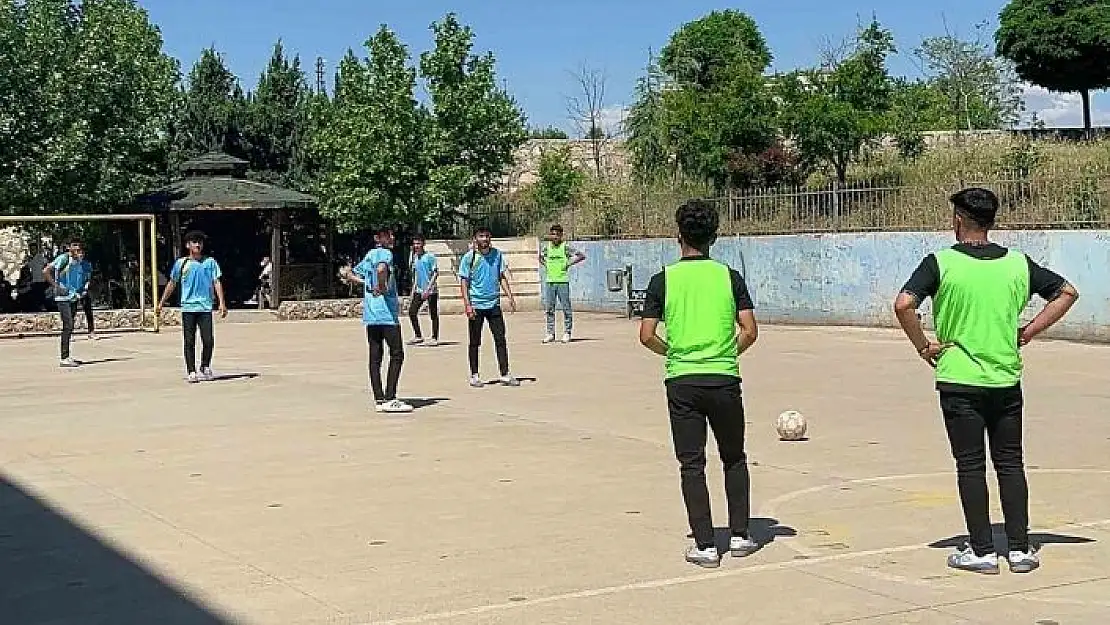 'Turnuvanın galibi Gümüşkaya Spor Takımı oldu'