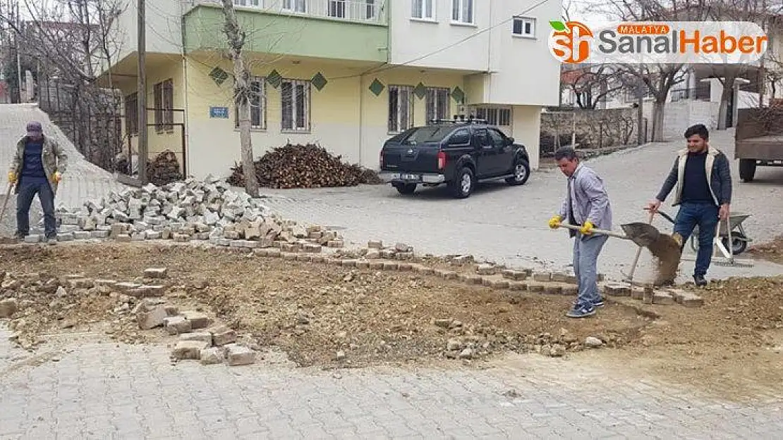Tut Belediyesi kış sonrası yollarda bakım yapıyor