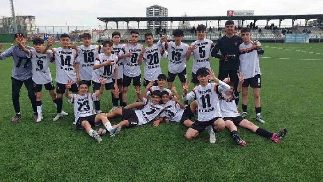 'U15te şampiyon Yolspor'