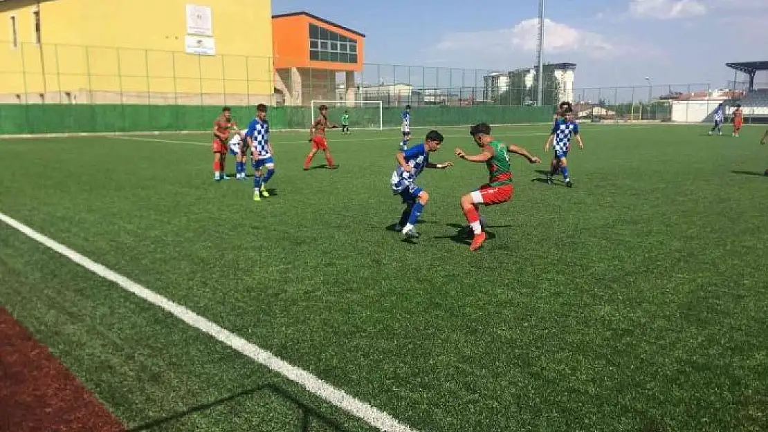 'U16 Futbol Ligi Elazığ Grubu maçları başladı'