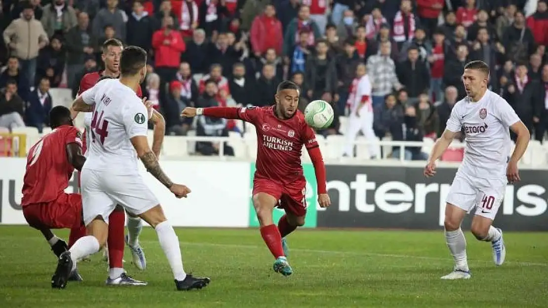 'UEFA Avrupa Konferans Ligi: Sivasspor: 0 - CFR Cluj: 0 (Maç devam ediyor)'