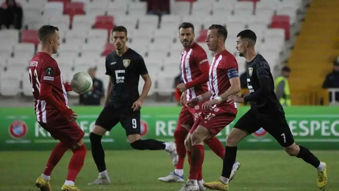 'UEFA Konferans Ligi: Sivasspor: 1 - Ballkani: 0 (Maç devam ediyor)'