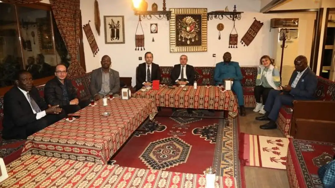 'Uganda Cumhuriyeti Çevre ve Şehircilik Bakanlığı yetkilileri Elazığ´da'