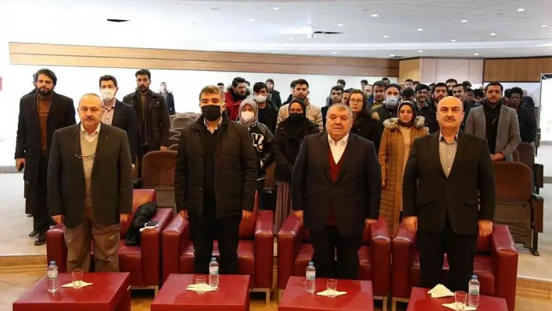 'Üniversite de Çanakkale Ruhu ve Mehmet Akif anlatıldı'