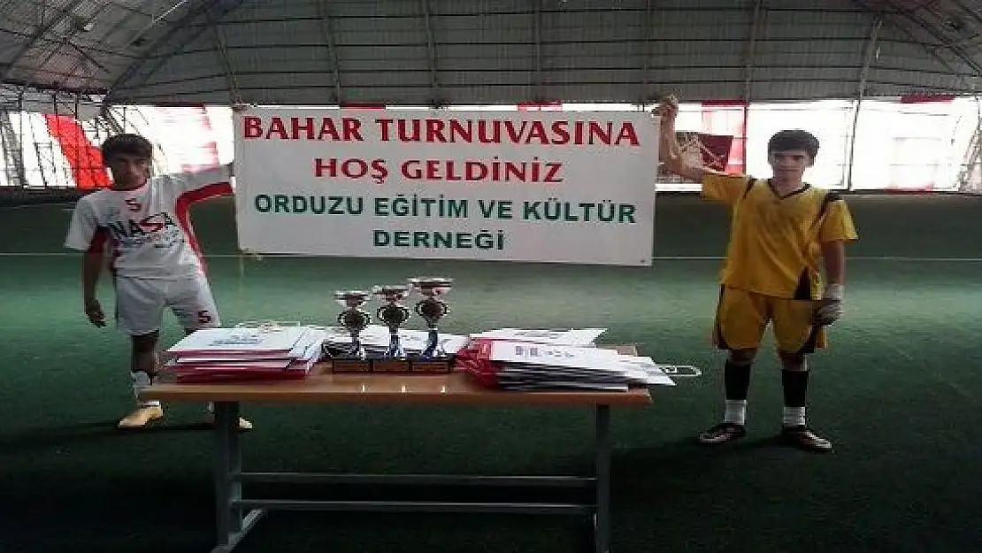 ORDUZU OKULLAR ARASI YAZ FUTBOL ŞAMPİYONASI SONA ERDİ