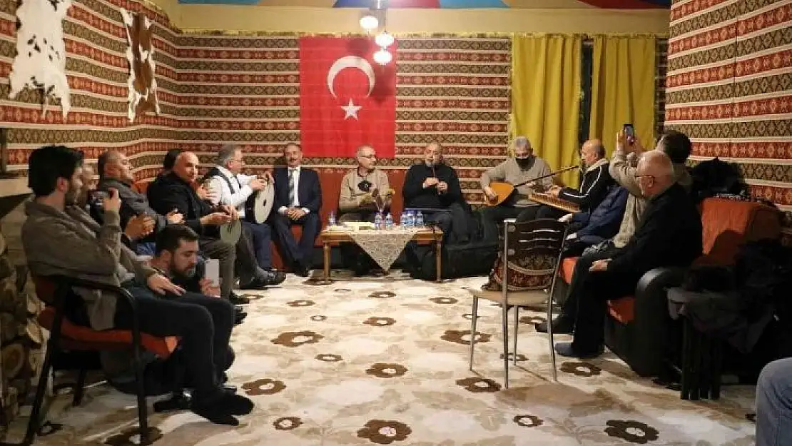 'Unutulmaya yüz tutan asırlık geleneği yaşatıyorlar'