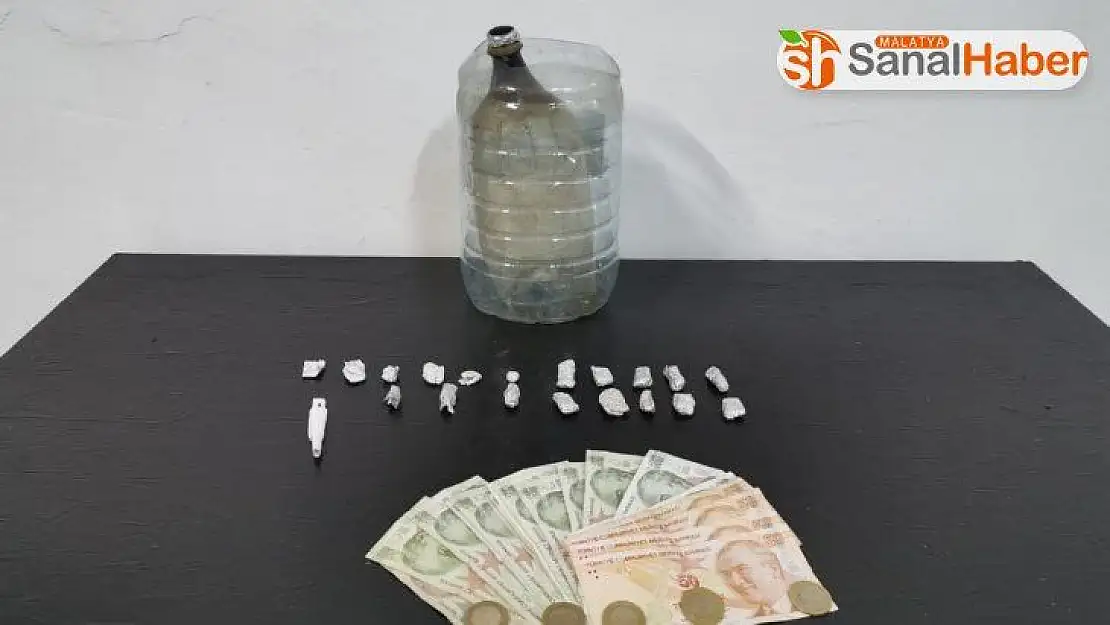 Uyuşturucu satıcısı ve kullanıcılar ormanlık alanda yakalandı