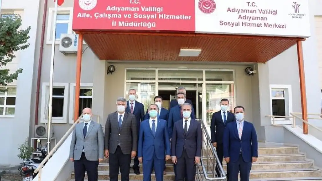 'Vali Çuhadar, Aile, Çalışma ve Sosyal Hizmetler Müdürlüğünden brifing aldı'