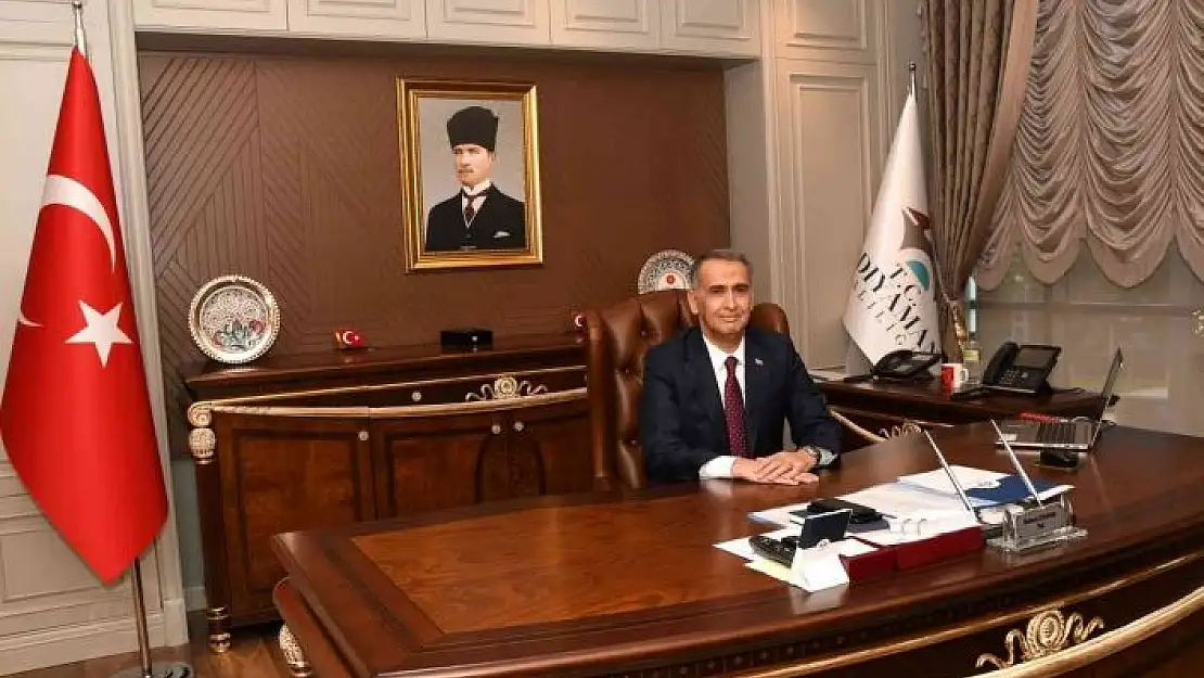 'Vali Çuhadar´dan 14 Mart Tıp Bayramı açıklaması'