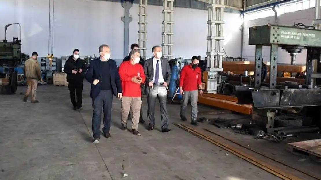 'Vali Çuhadar´dan yılın ahisine ziyaret'