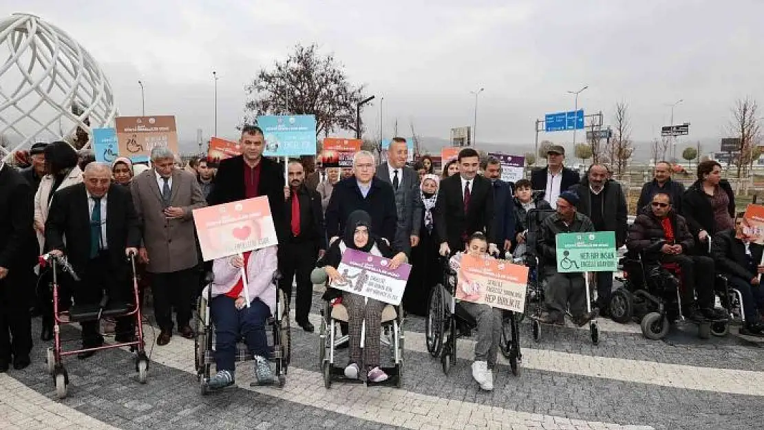 'Vali Şimşek: ''Engelleri el birliğiyle, gönül birliğiyle aşacağız'''