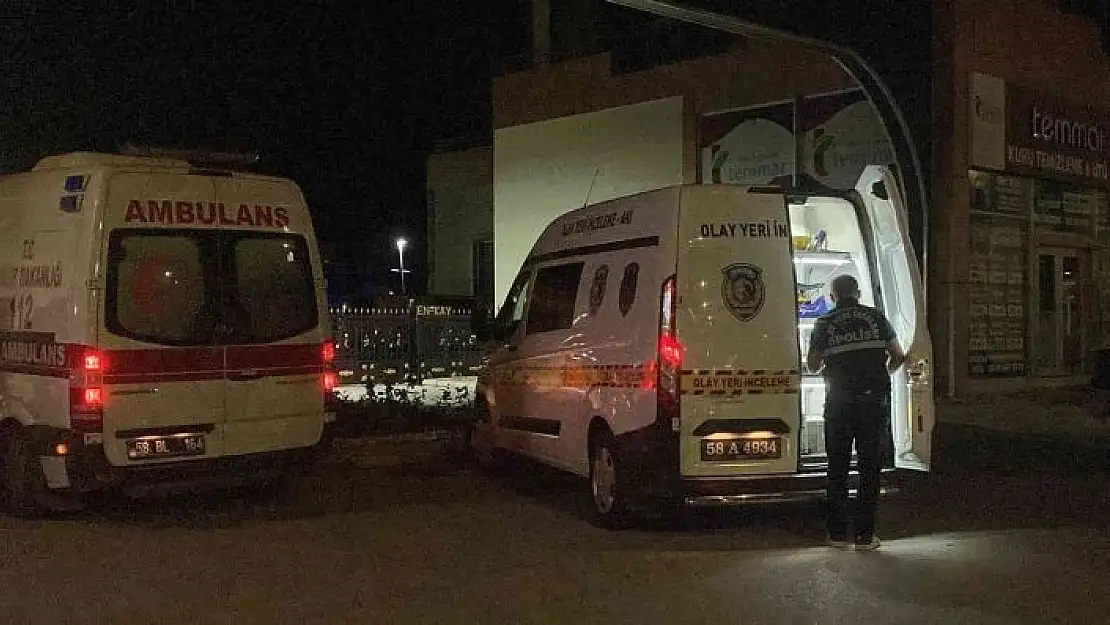 'Vali Yardımcısının silahından çıkan kurşunla yaralandı'