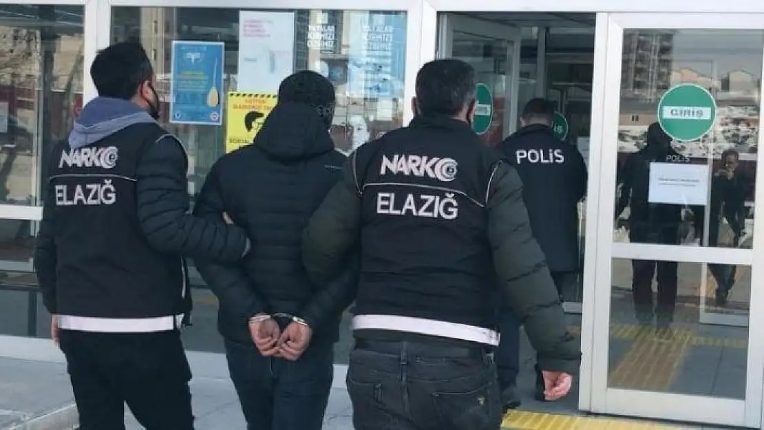 'Valizinden 8 kilo uyuşturucu çıkan zanlı tutuklandı'