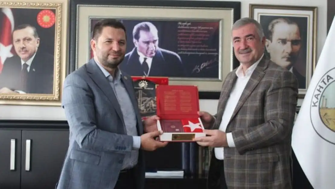 'Vekil Toprak´tan, Turanlı´ya ziyaret'