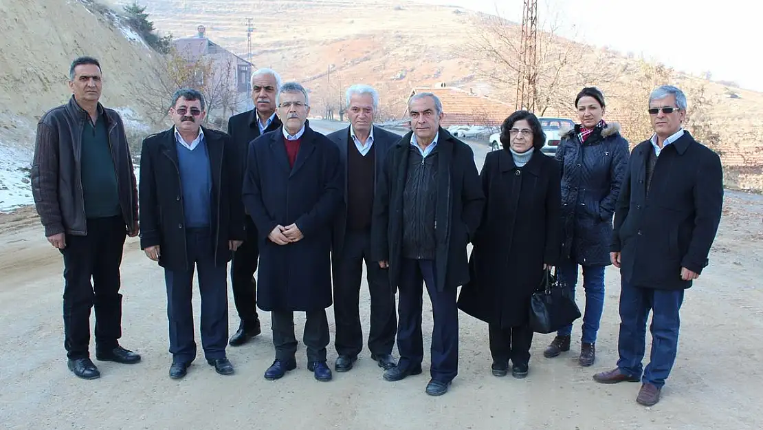 SARIOĞLU, VENK SOKAĞI´NIN ULAŞIM SORUNUNA DİKKAT ÇEKTİ 