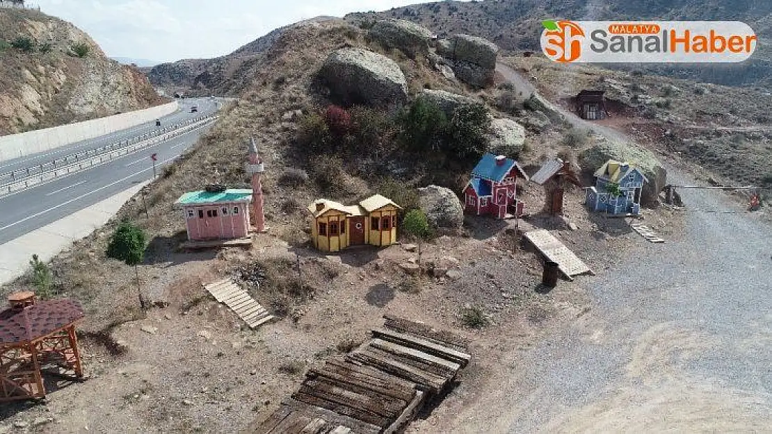 Viranelerden topladıkları ile çocuklara masal köyü kuracak