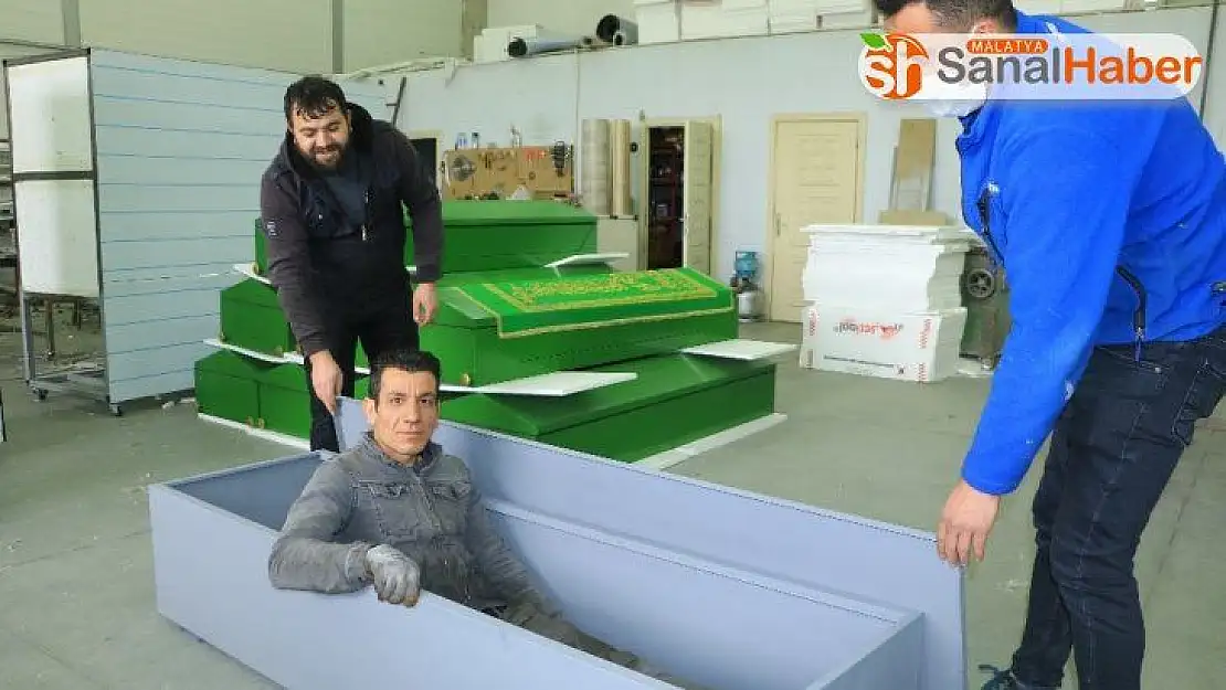 Virüs Çin'den tabutlar Sivas'tan