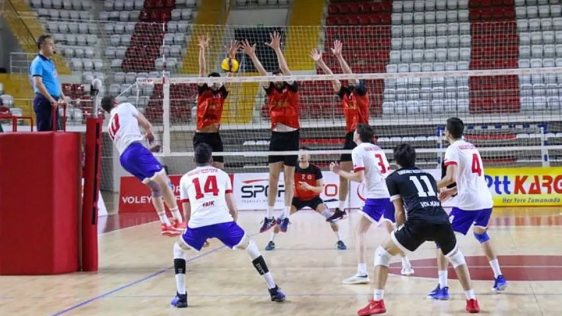 'Voleybol 2. Lig Erkekler Yarı Final heyecanı sona erdi'