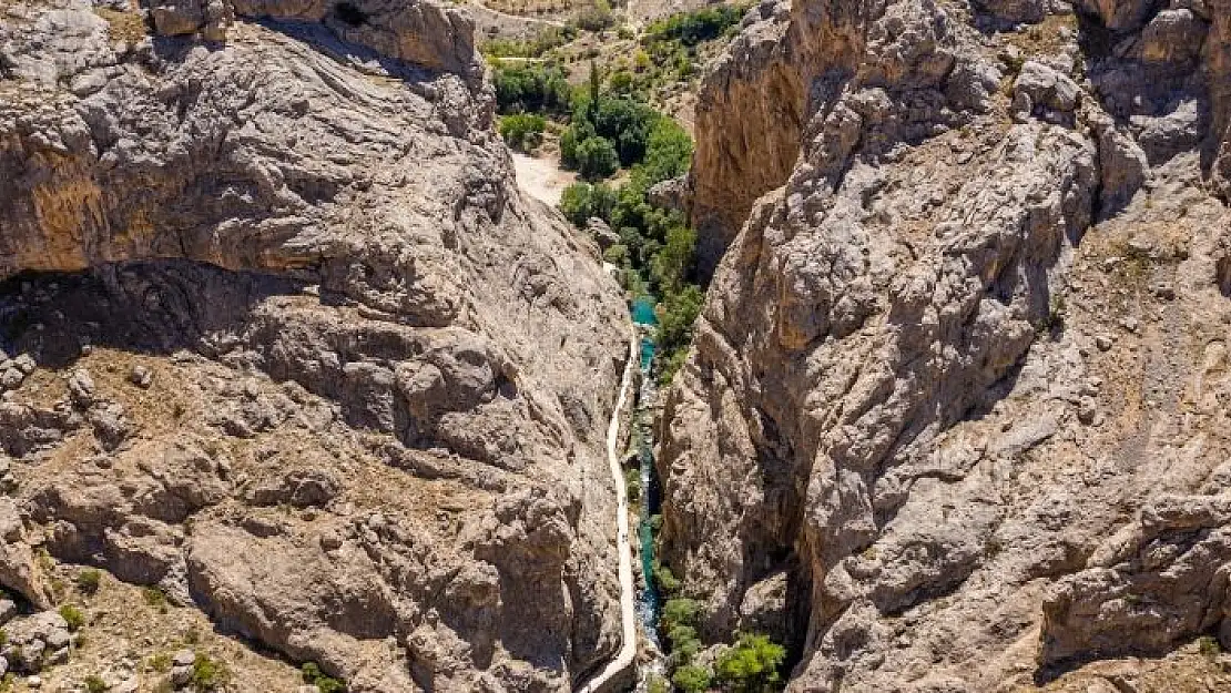 'Wilson´un keşfettiği yazıtların bulunduğu kanyon, 4 mevsim gezilebiliyor'