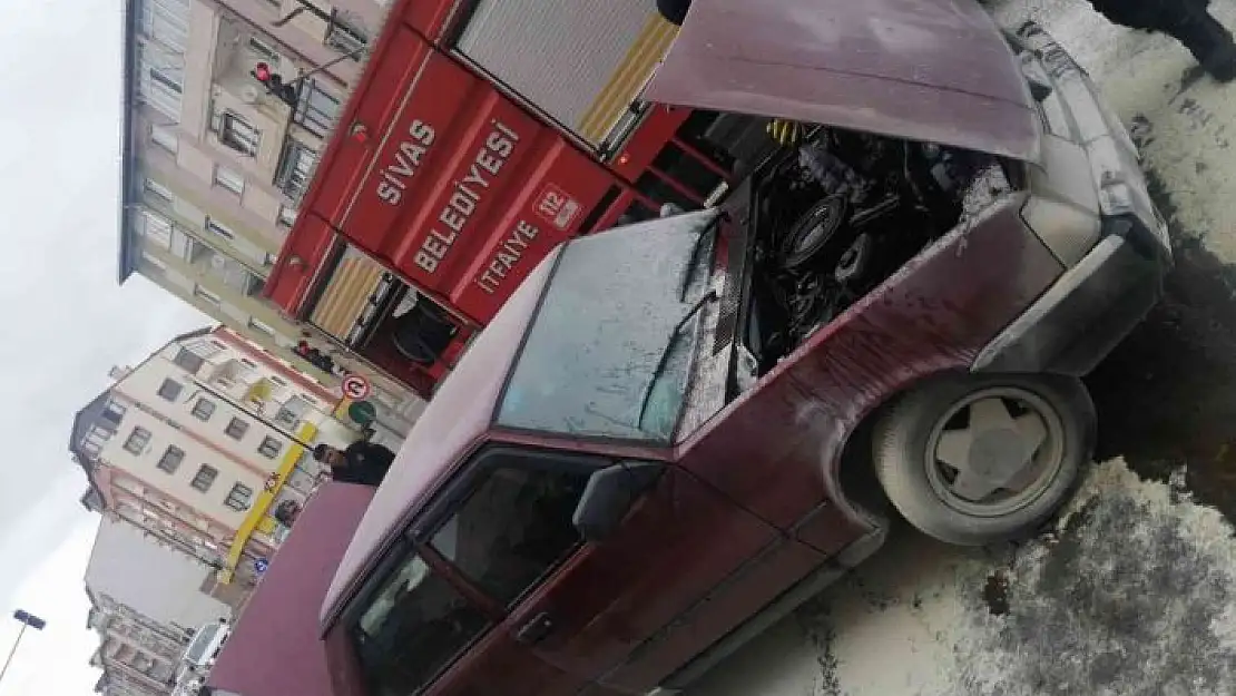 'Yanan otomobil paniğe neden oldu'
