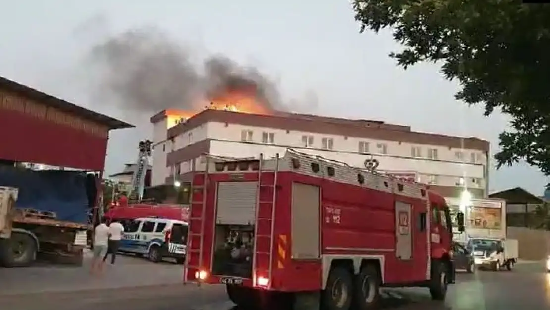 'Yangını görüntüleyip söndürülmesi için dua etti'