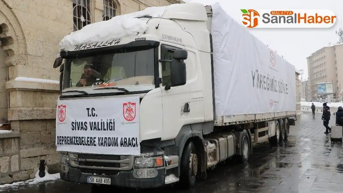 Yardım tırları Elazığ ve Malatya için Sivas'tan yola çıktı