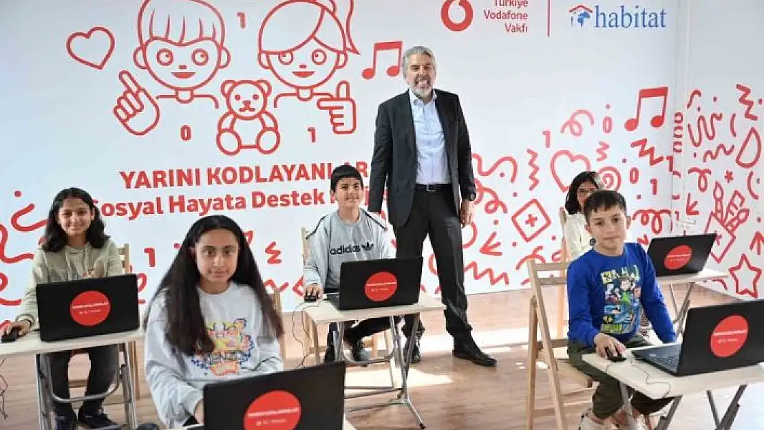 '''Yarını Kodlayanlar Sosyal Hayata Destek'' projesinde ilk sınıf Adıyaman´da açıldı'