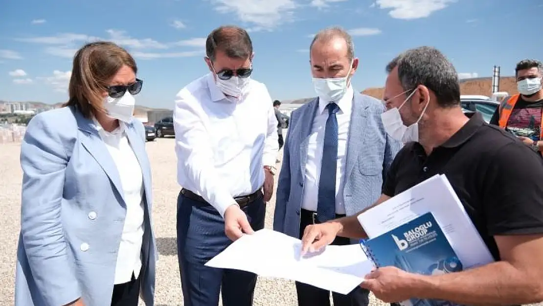 'Yeni hastane binası hızla yükseliyor'