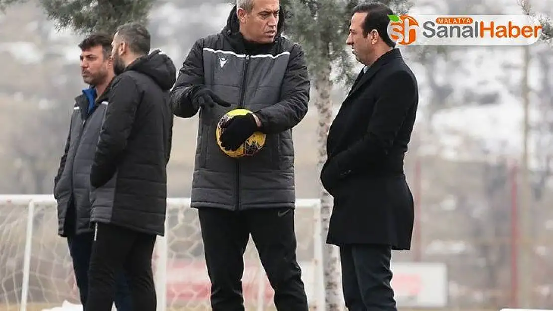 Özdeş'le devam