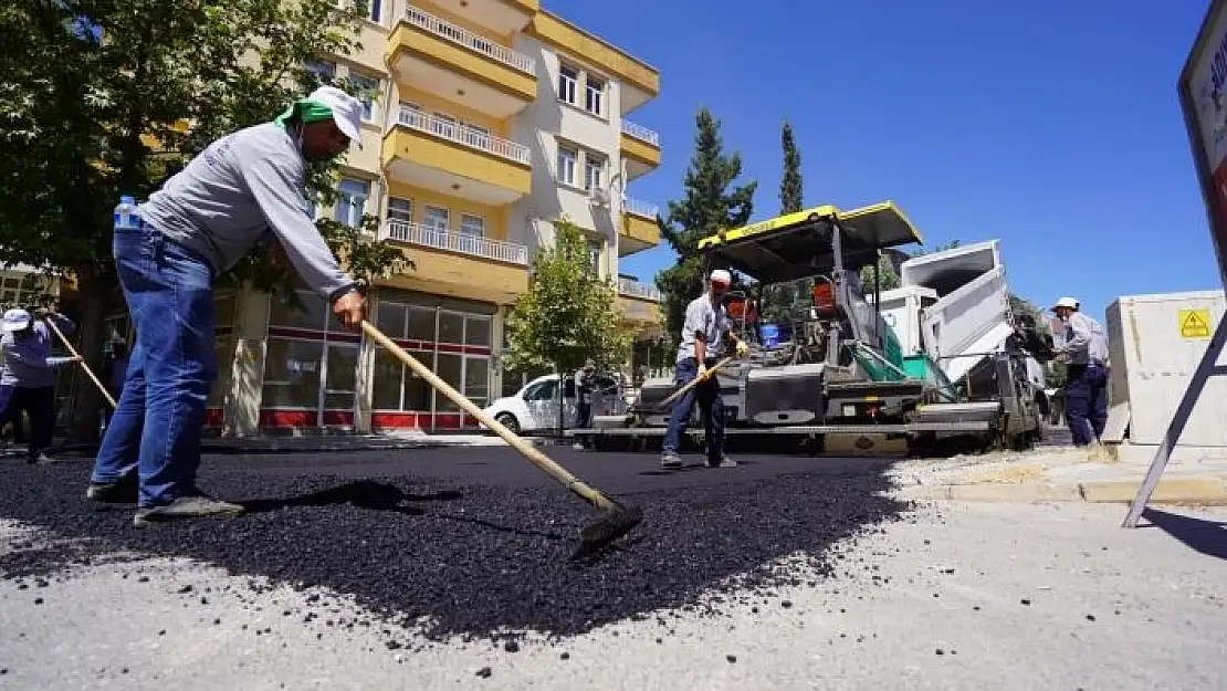 'Yeni Sanayi Mahallesinde asfalt çalışması'