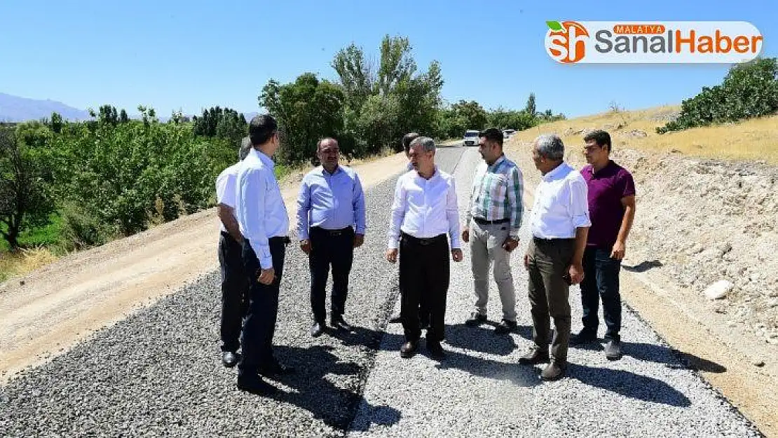 Yeşilyurt Belediyesi, araç ve yaya trafiğindeki kalite standartını yükseltiyor