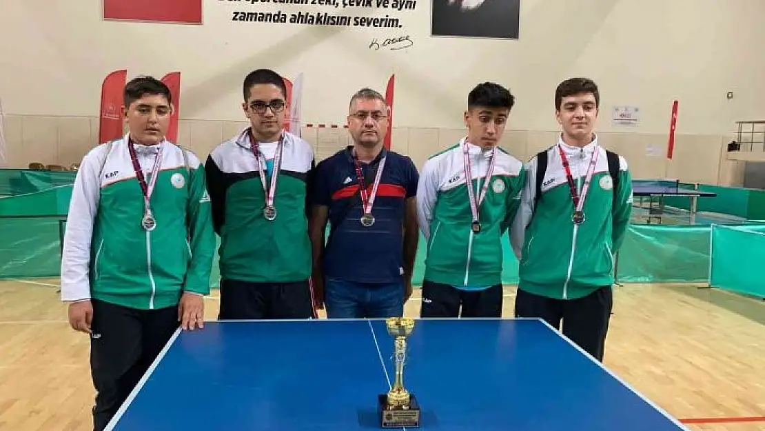 'Yeşilyurt Belediyespor bölge ikincisi oldu'