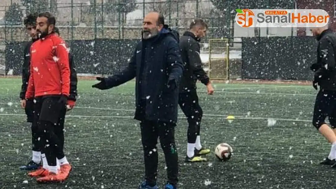 Yeşilyurt Belediyespor'da gözler Darıca Gençlerbirliği maçına çevrildi