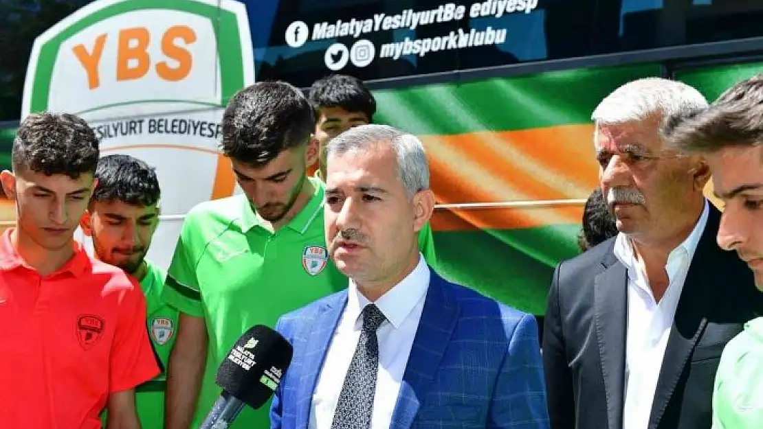 'Yeşilyurt Belediyespor U-18 takımı Kahramanmaraş´a uğurladı'