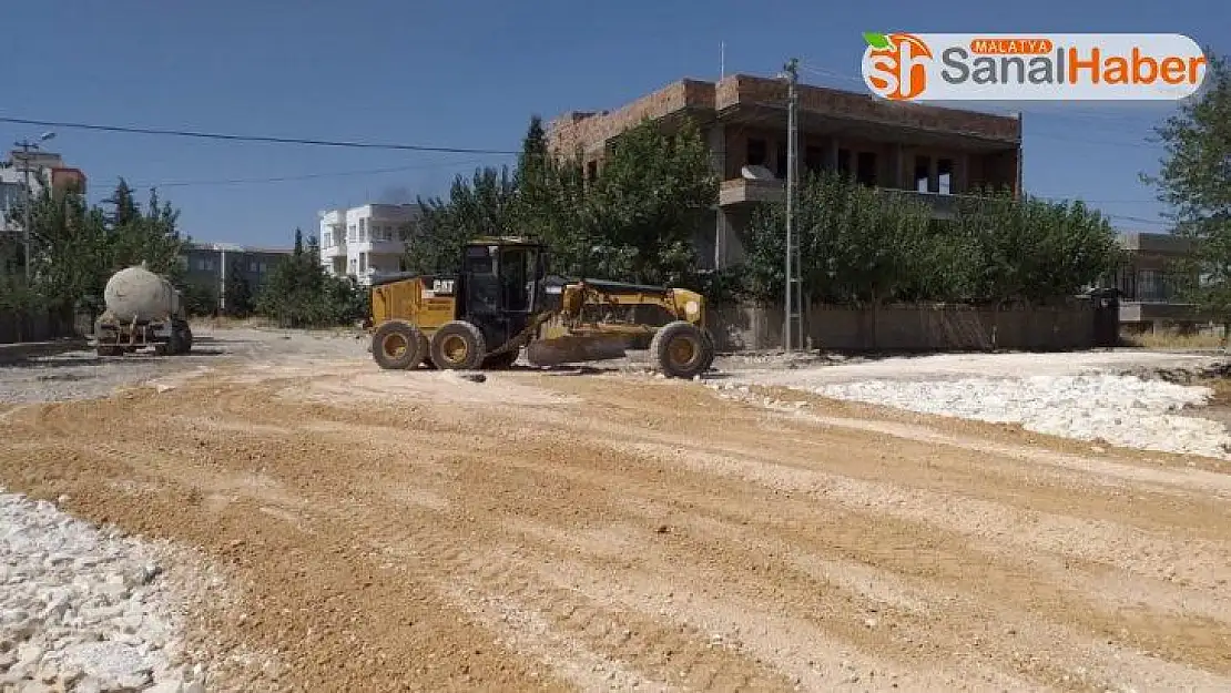 Yeşilyurt Mahallesi'nde asfalt öncesi hazırlıklara başlandı