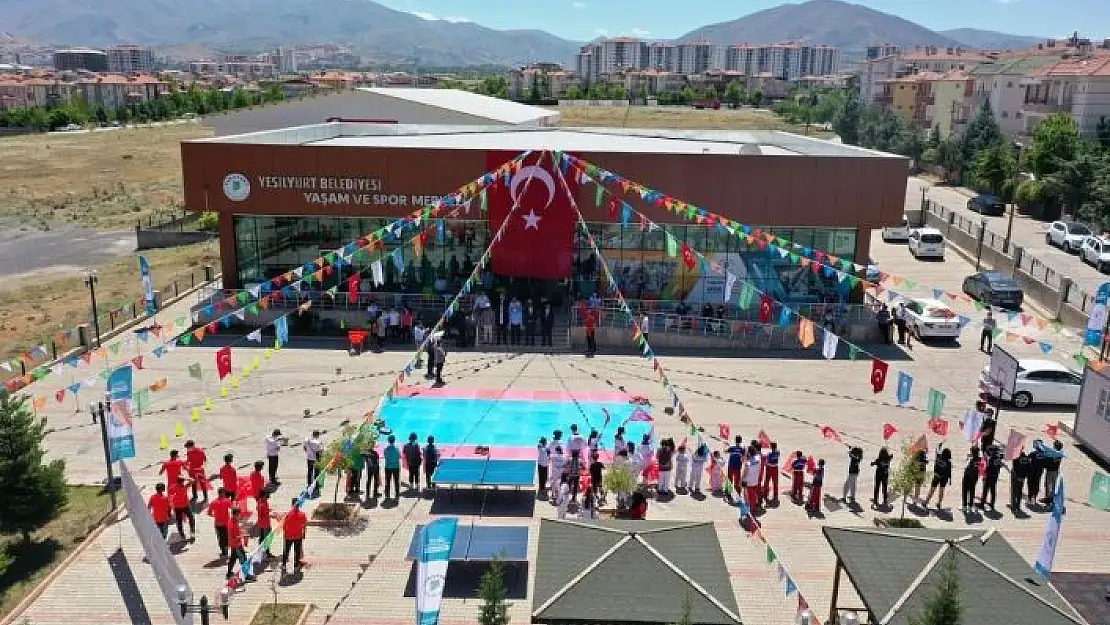 'Yeşilyurt´ta 19 Mayıs özel bir programla kutladı'