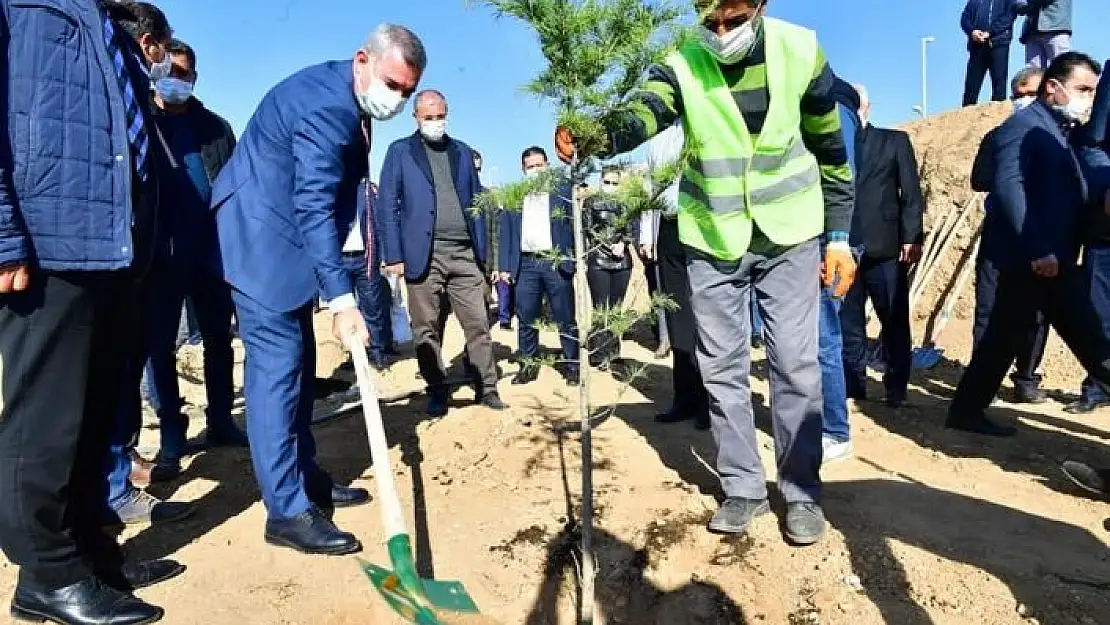 'Yeşilyurt´ta hizmete girecek millet bahçeleri örnek olacak'