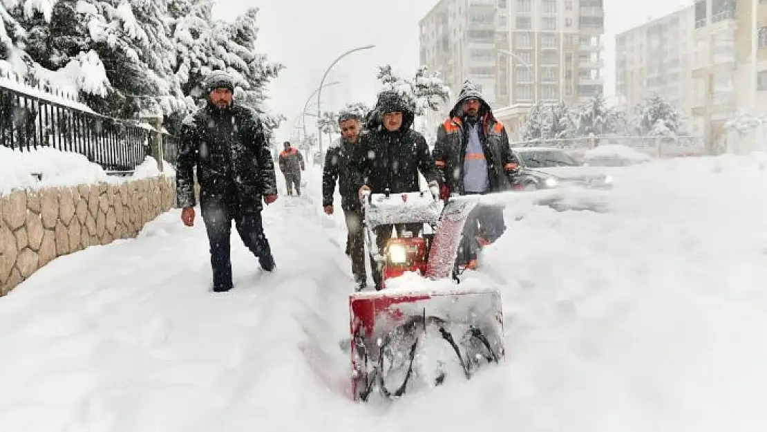 'Yeşilyurt´ta kar seferberliği'