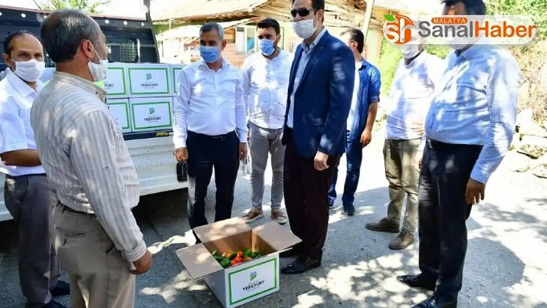 Yeşilyurt'ta karantinadaki vatandaşlara gıda desteği