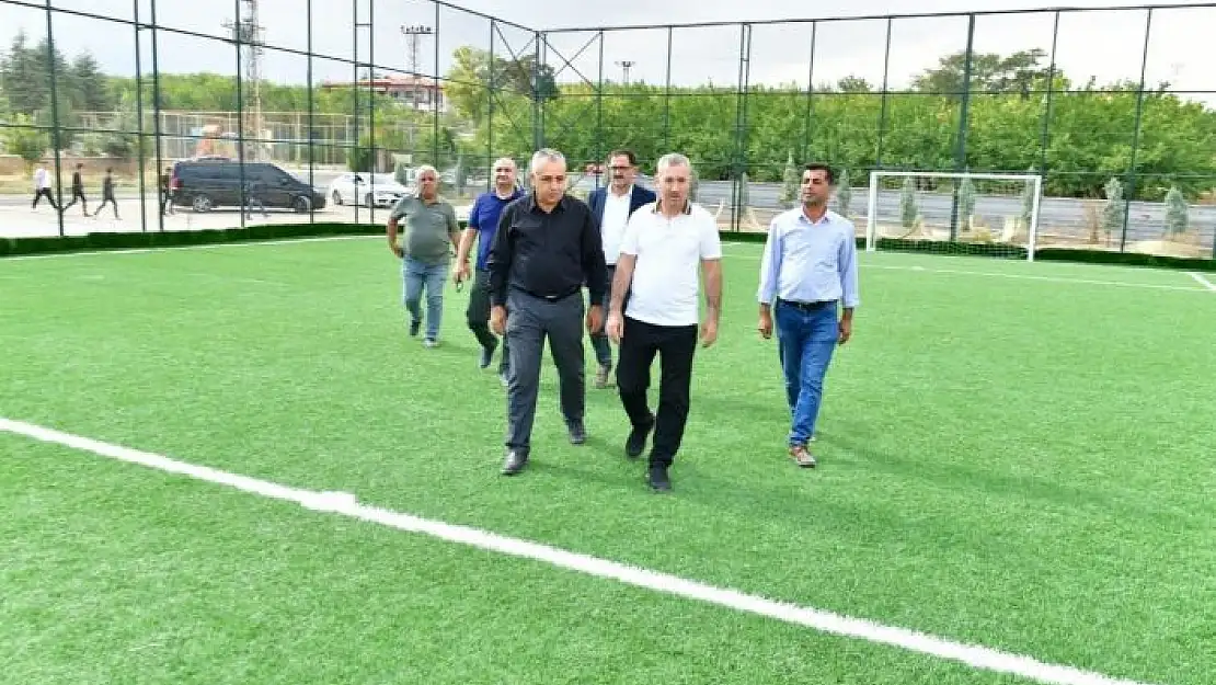 'Yeşilyurt´ta öğrencilerin istediği halı saha tamamlandı'