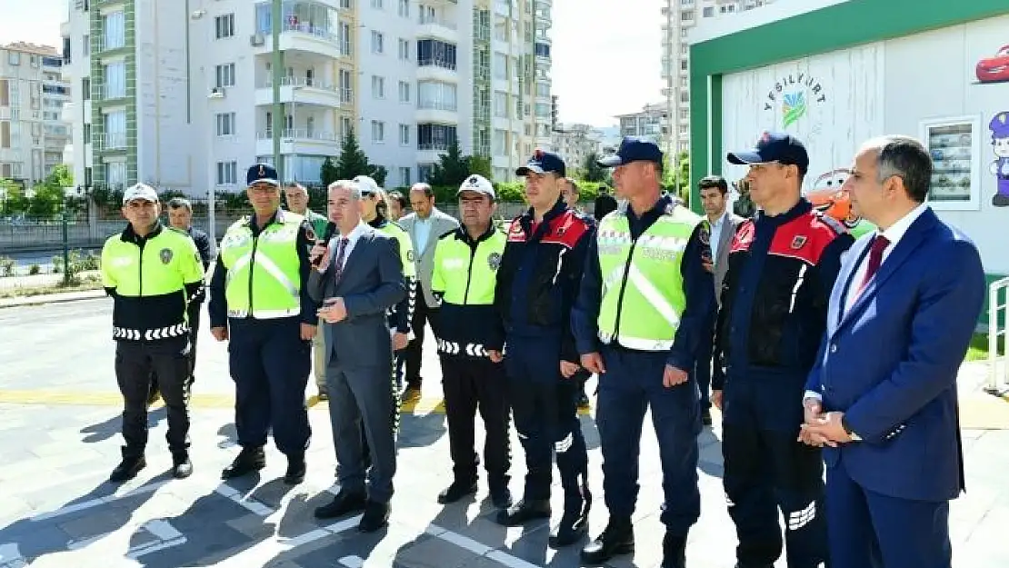 'Yeşilyurt´ta trafik haftası etkinlikle kutlandı'