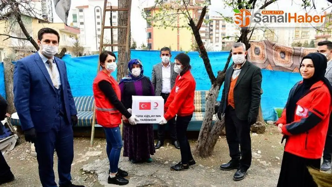 Yeşilyurt'ta yaşlılara yardım