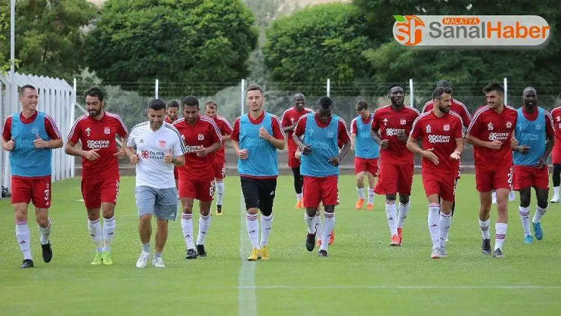 Yiğido, Beşiktaş'a bileniyor