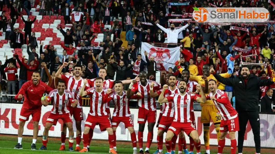 Yiğidolar'da maç sonu büyük sevinç
