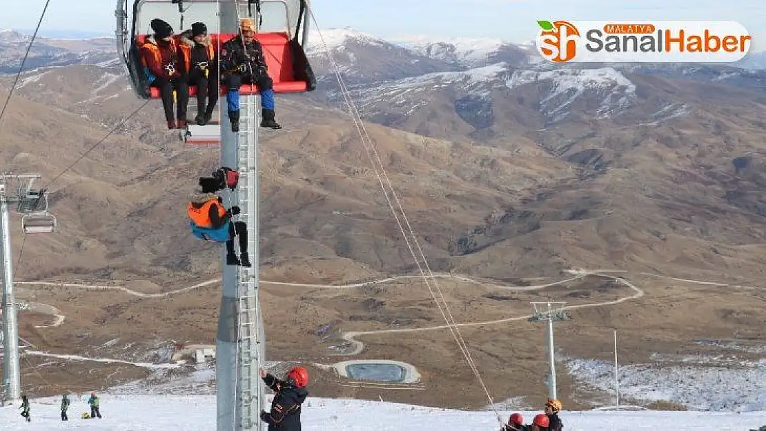 Yıldız Dağında nefes kesen kurtarma tatbikatı