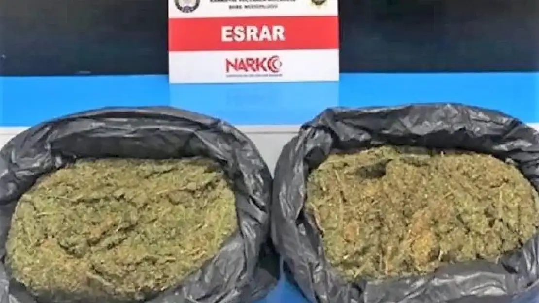 'Yolcunun valizinden 10 kilogram uyuşturucu çıktı'