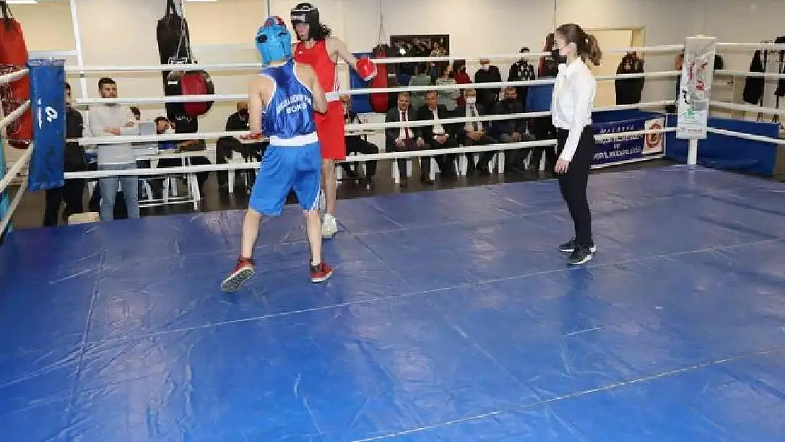 'Yumruklar il birinciliği için vuruldu'