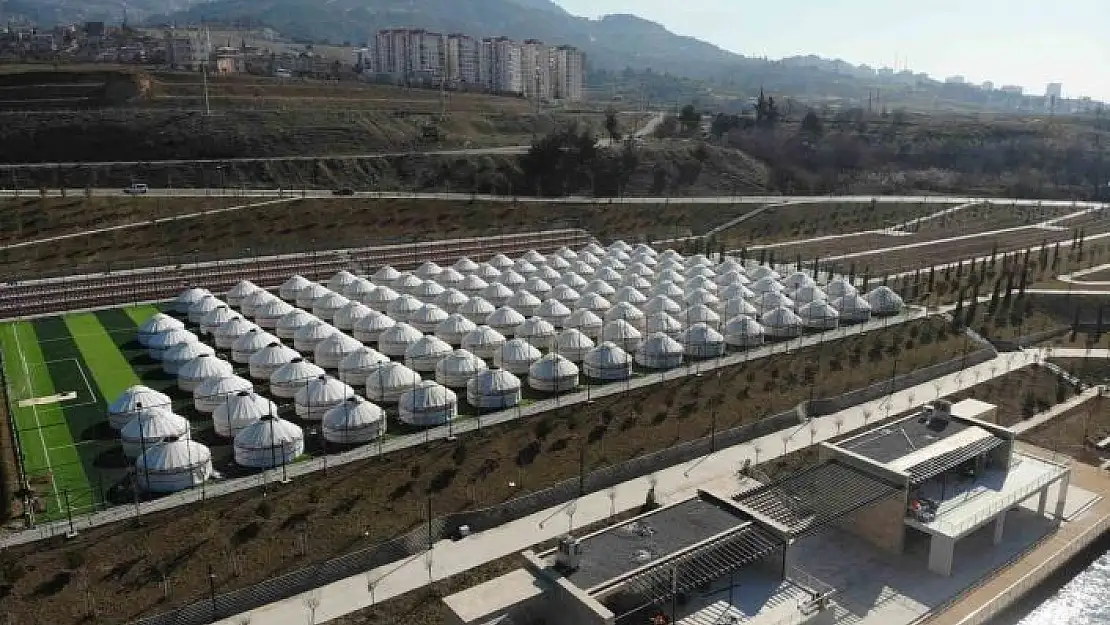 'Yurt çadırlar sıcak yuva oldu'