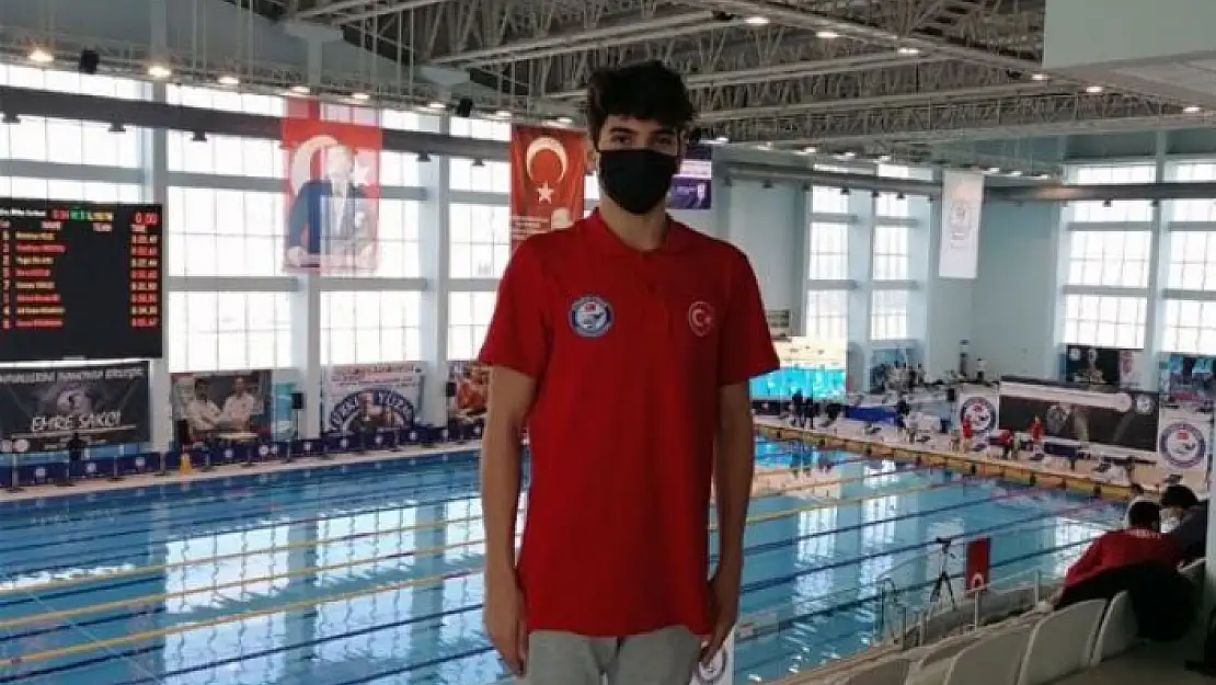 'Yüzme milli takımına seçilen Gelirli´nin hedefi büyük'